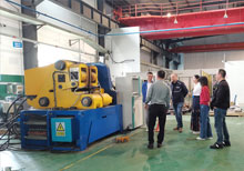 俄羅斯客戶來廠驗收自適應脈沖閃光對焊機