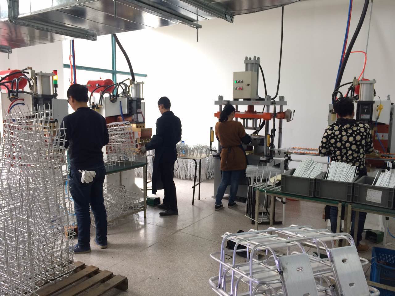 安嘉鋁車籃點焊機客戶現場案例