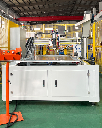 電池隔熱膜螺套龍門焊機